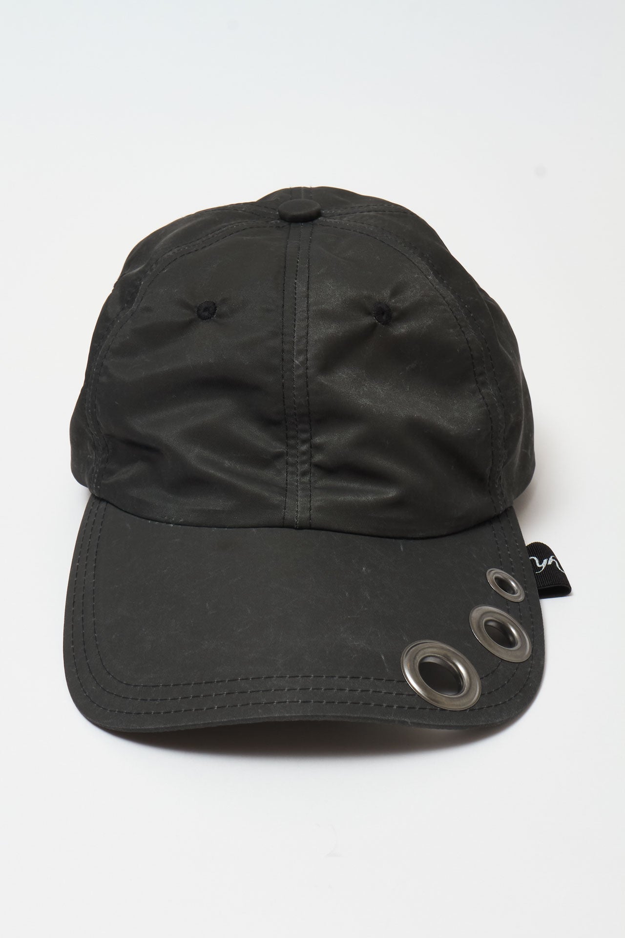 EYELET CAP BLACK