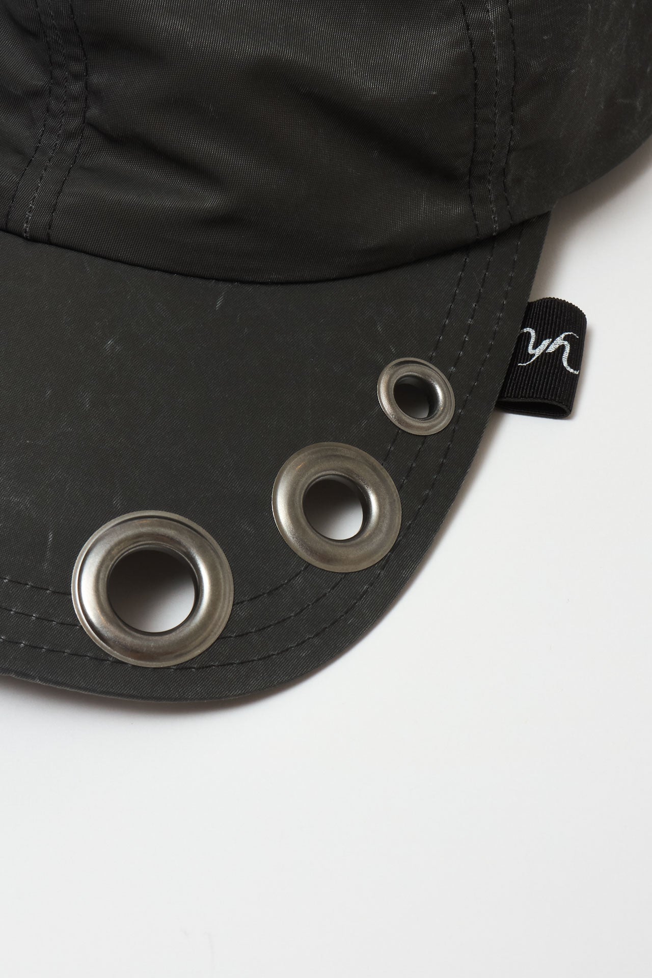 EYELET CAP BLACK
