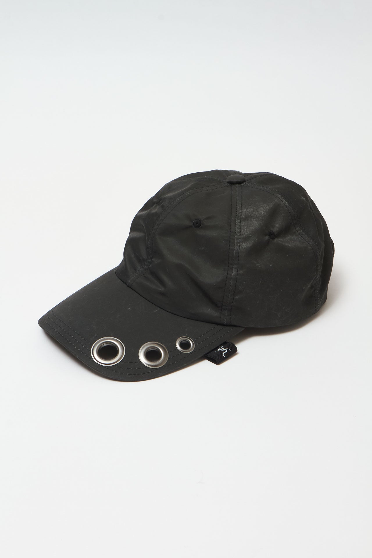 EYELET CAP BLACK