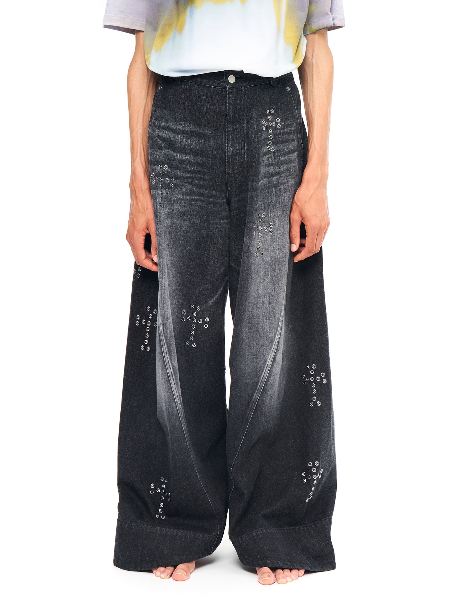 BAGGY TWISTED JEANS WITH CROSS RIVET BLACK